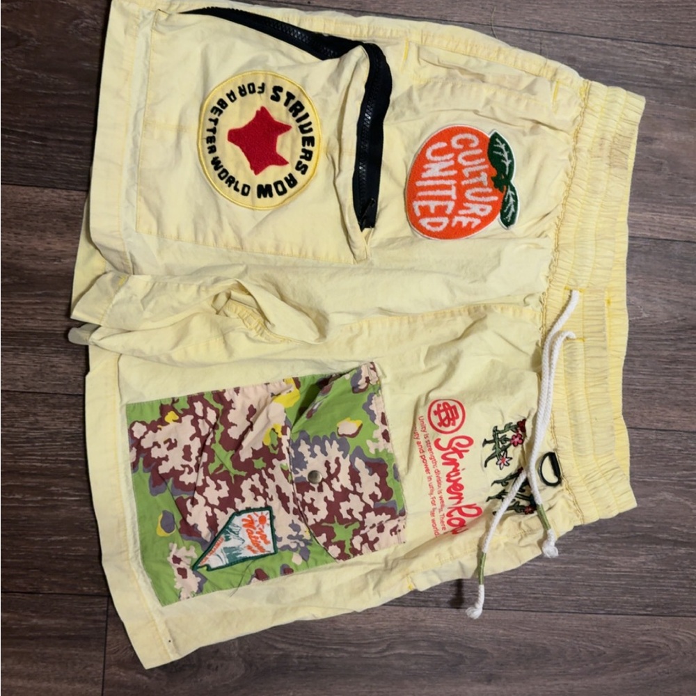 The Row Cream Graphic Athletic Shorts